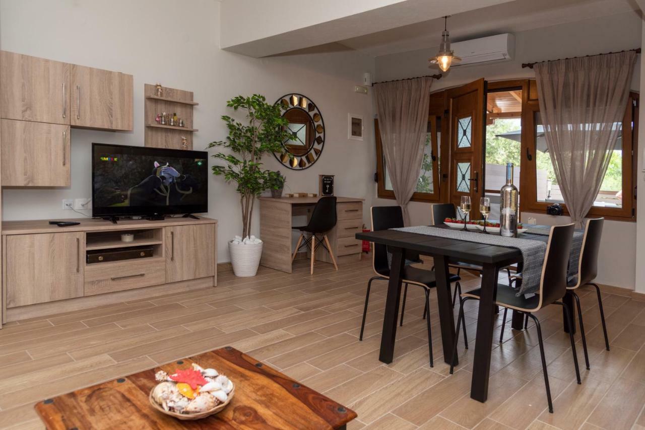 Cavas Luxury Apartments Nea Iraklitsa Exterior foto